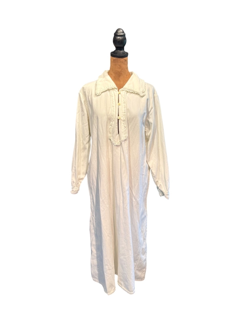 J Peterman Vintage White Cotton Nightgown with Lace Trim